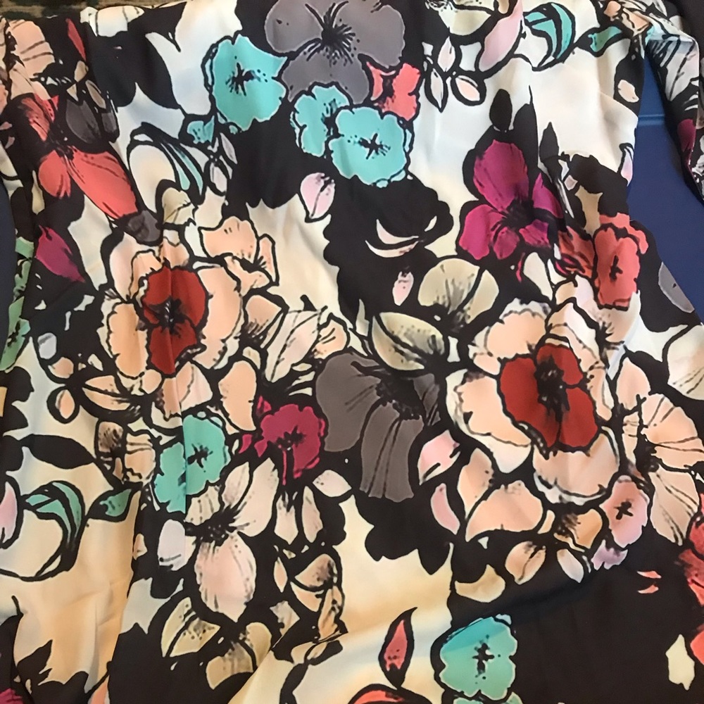 Floral Long Sleeve Mini Dress - Picture 5 of 8